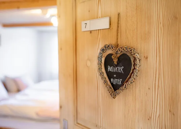 Gaestehaus Aemisegg Bed and Breakfast