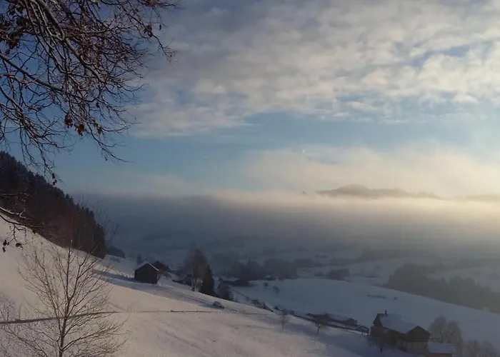 Gaestehaus Aemisegg * Sankt Peterzell