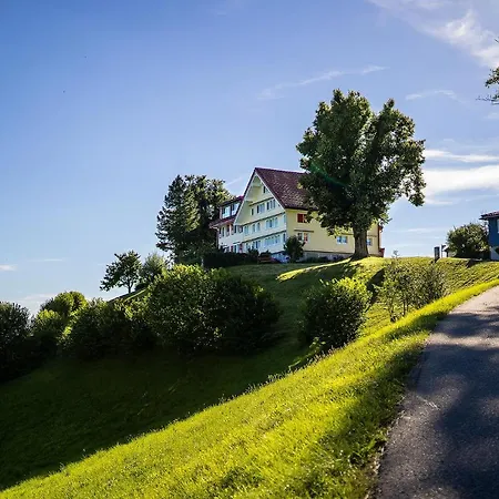 Gaestehaus Aemisegg * Sankt Peterzell