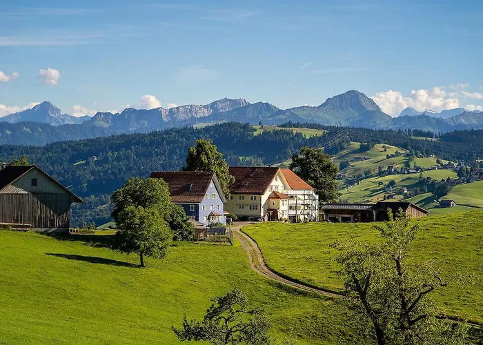 Couette-café Gaestehaus Aemisegg Sankt Peterzell